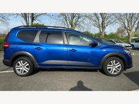 Second-hand Dacia Jogger Comfort 2022 Albastru Monovolum
