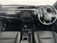 Used Toyota HiLux 204 HP (150 kW) 2024 Silver Pickup
