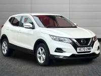 Used Nissan Qashqai Acenta Premium 140 HP (102 kW) 2021 Storm white SUV