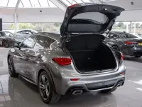 Used Infiniti Q30 Sport Tech 170 HP (125 kW) 2016 Black Hatchback