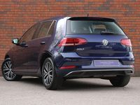 Used VW Golf VII SE 115 HP (84 kW) 2018 Blue Hatchback