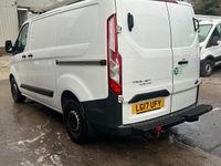 Begagnad Ford Transit Custom 105 HK (77 kW) 2017 Vit Van
