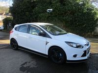Used Ford Focus Zetec 99 HP (72 kW) 2013 White Hatchback