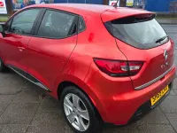 Used Renault Clio Dynamique 75 HP (55 kW) 2016 Red Hatchback