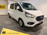 Used Ford Transit Custom Limited 130 HP (95 kW) 2019 White Van