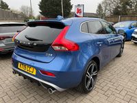 Used Volvo V40 R-Design 150 HP (110 kW) 2019 Blue Hatchback
