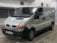 Used Renault Trafic 2005 Silver MPV