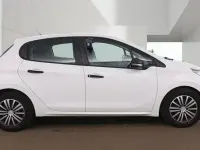 Used Peugeot 208 Access 68 HP (50 kW) 2014 White Hatchback