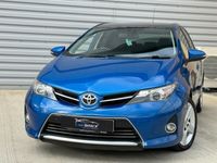 used Toyota Auris 1.4 D-4D Excel 5dr [Nav]