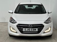 Used Hyundai i30 SE 2016 White Hatchback