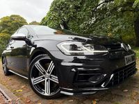 Begagnad VW Golf VII R 300 HK (220 kW) 2020 Svart Halvkombi