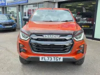 Second-hand Isuzu D-Max 163 CP (119 kW) 2023 Portocaliu Pickup