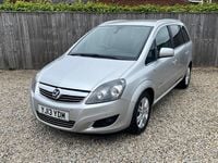 Second-hand Vauxhall Zafira Design Edition 115 CP (84 kW) 2013 Argintiu Monovolum