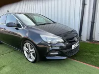 Used Vauxhall Astra Edition 140 HP (102 kW) 2015 Black Hatchback