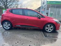 Used Renault Clio IV Dynamique 90 HP (66 kW) 2016 Red Hatchback