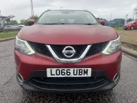 Used Nissan Qashqai Tekna 115 HP (84 kW) 2016 Red SUV