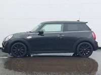 Used Mini Cooper S Comfort 192 HP (141 kW) 2019 Black Hatchback