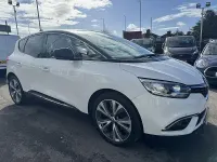 Used Renault Scénic IV Signature 2019 White/black MPV
