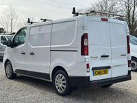 Used Renault Trafic Business 2016 White MPV