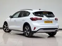 Używany Ford Focus Active 125 KM (91 kW) 2023 Biały Hatchback