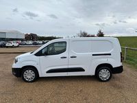Second-hand Vauxhall Combo 100 CP (73 kW) 2021 Alb Van