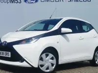 Used Toyota Aygo X-play 69 HP (50 kW) 2018 White Hatchback
