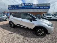 Used Renault Captur Dynamique 90 HP (66 kW) 2016 Silver/black SUV