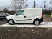 Used Vauxhall Combo 95 HP (69 kW) 2018 White Van