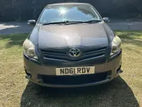 Used Toyota Auris SR 132 HP (97 kW) 2012 Grey Hatchback