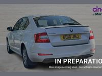 Used Skoda Octavia SE 147 HP (108 kW) 2016 White Hatchback