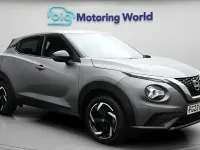 Usado Nissan Juke N-Connecta 114 CV (83 kW) 2023 Gris SUV