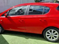 Używany Vauxhall Corsa 2017 Czerwony Hatchback