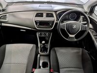 Used Suzuki SX4 S-Cross SZ3 120 HP (88 kW) 2014 Silver Hatchback