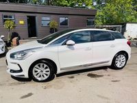 Used Citroën DS5 2014 White Hatchback