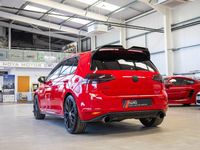 Used VW Golf VII GTI 220 HP (161 kW) 2016 Red Hatchback