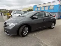 Begagnad Honda Civic EX 150 HK (110 kW) 2012 Grå Halvkombi
