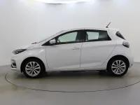 Used Renault Zoe Iconic 100 kW (136 HP) 2021 White Hatchback