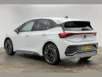 Used Cupra Born e-Boost 169 kW (230 HP) 2024 White Hatchback