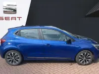 Used Renault Clio V Evolution 143 HP (105 kW) 2023 Blue Hatchback