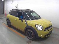 Used Mini Cooper SD Countryman Special Edition 143 HP (105 kW) 2015 Yellow SUV