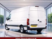 Begagnad Mercedes Sprinter Progressive 2021 Vit Van