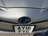 Used Toyota Prius 140 HP (102 kW) 2025 Silver Hatchback