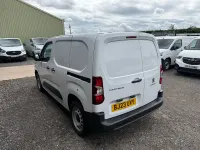 Used Peugeot Partner Premium 131 HP (96 kW) 2023 White MPV