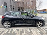 Used Renault Clio IV Dynamique 2015 Black Hatchback