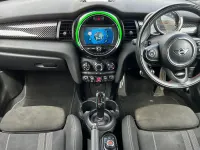Usado Mini Cooper S Hatch 189 HP (139 kW) 2020 Verde Citadino
