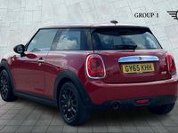 Begagnad Mini ONE Hatch 101 HK (74 kW) 2015 Röd Halvkombi
