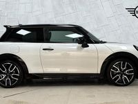 Używany Mini Cooper Hatch 113 kW (154 KM) 2025 Biały Hatchback