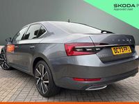 Usado Skoda Superb LAURIN & KLEMENT 140 CV (102 kW) 2024 Gris Utilitario