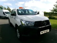 Used Toyota HiLux Active 150 HP (110 kW) 2020 White Pickup