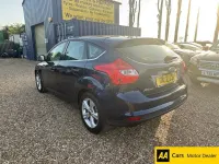 Used Ford Focus Zetec 125 HP (91 kW) 2012 Blue Hatchback